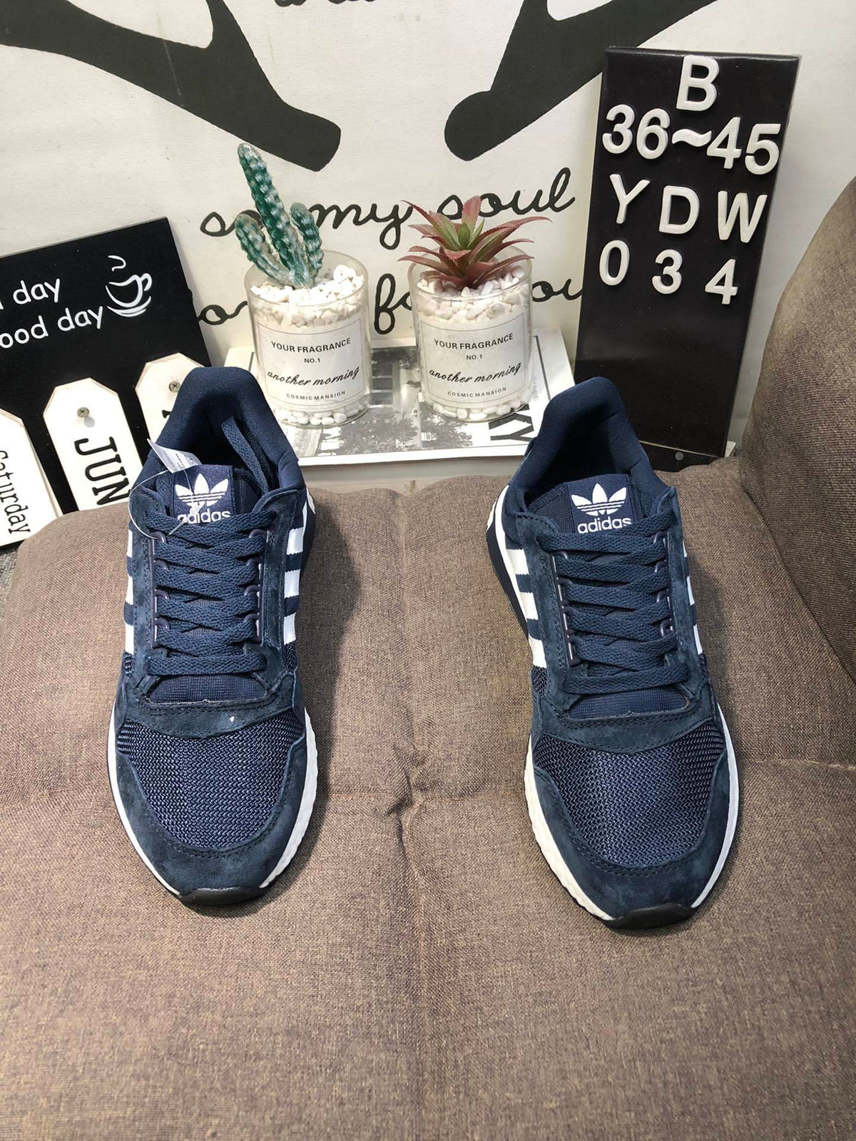 Adidas ZX 500 Navy and White Retro Sneakers YDW034