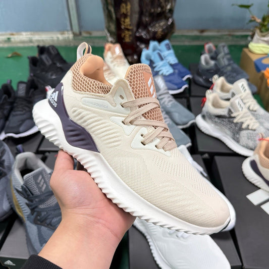 Adidas AlphaBounce Beyond M Sneakers in Cream and Lavender