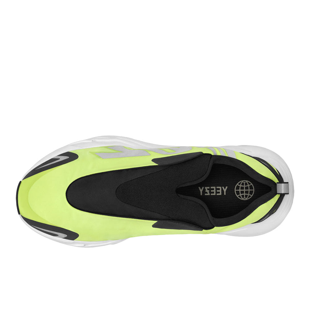 adidas Yeezy 700 Mnvn