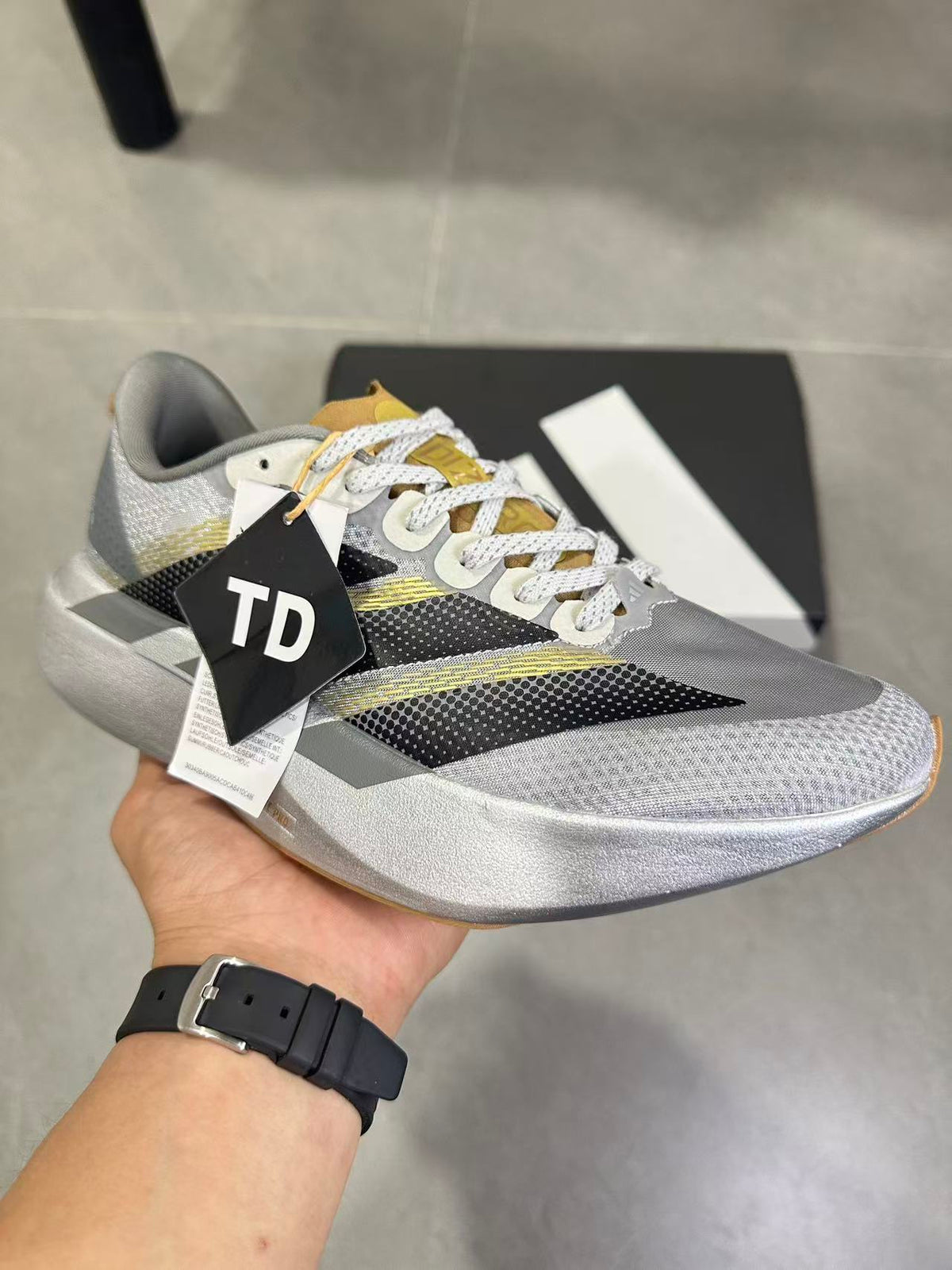 Adidas Adizero Evo SL Running Shoes Silver Black KK4310