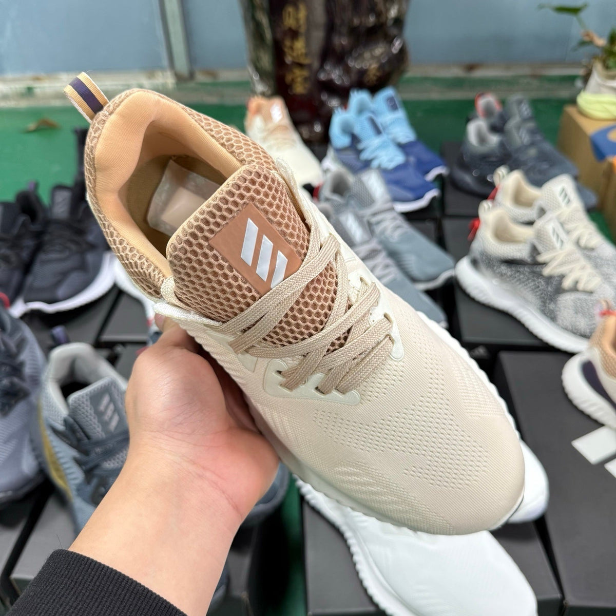 Adidas AlphaBounce Beyond M Sneakers in Cream and Lavender